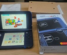 New 3DS XL Metallic Blue Boxed