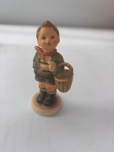 Vintage Goebel Figurine