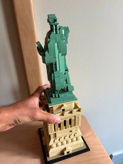 LEGO Architecture Statue of Liberty 21042