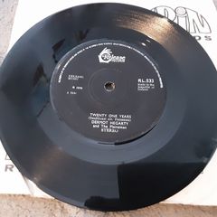 irish pressed single, Dermot Hegarty and the plainsmen