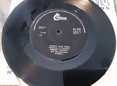 irish pressed single, Dermot Hegarty and the plainsmen