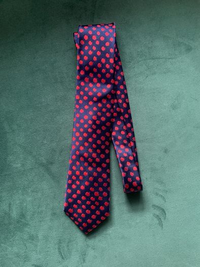 Silk Tie Apple Motif