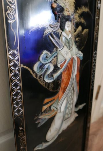 Vintage large Japanese Mother of Pearl Wall Panel / Black Lacquer Geisha Warrior & Floral ORIENTAL WALL ART