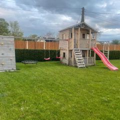Large kids treehouse with play centre.
