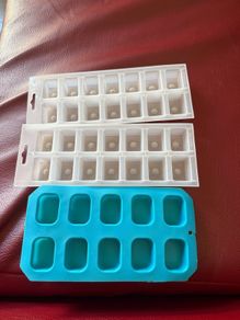 Ice cube tray