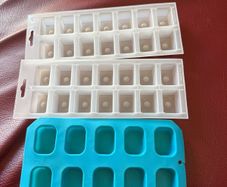 Ice cube tray