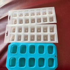 Ice cube tray