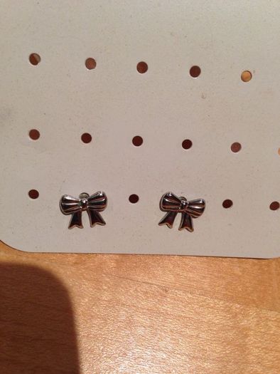 Bow Earrings