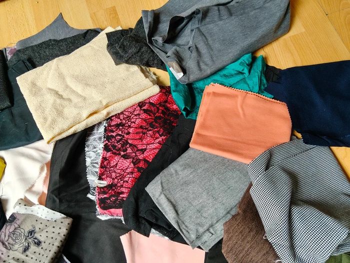 Mixed Fabrics & Jersey Scraps for Sewing & Crafts