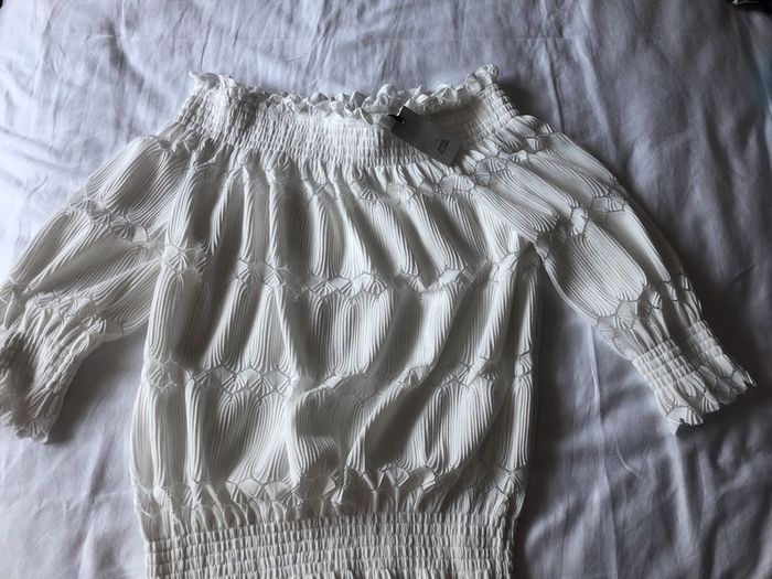 River Island White off shoulder Top BNWT