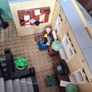 Lego Creator Expert Police Station Set #10278 Image 7
