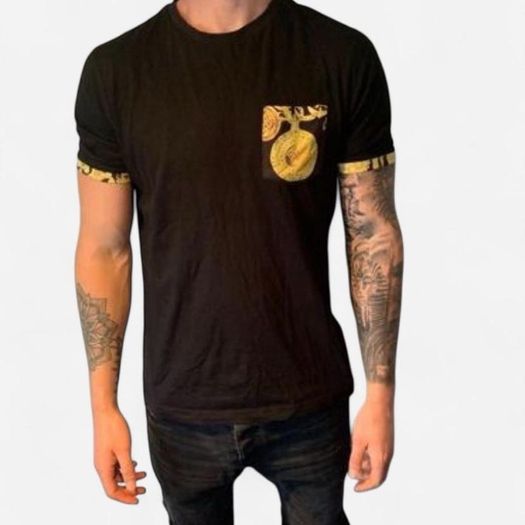 Man T-shirt