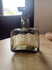 Suntory Bottle