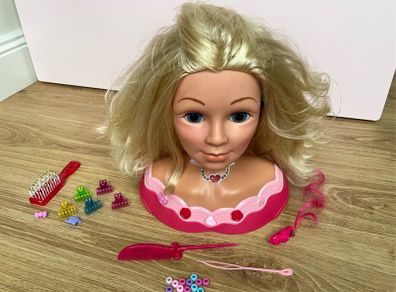 Hair Styling Head Emma