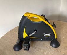 Mini exercise bike machine