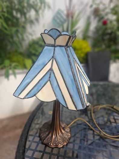 Beautiful Vintage Stained-glass Table Lamp