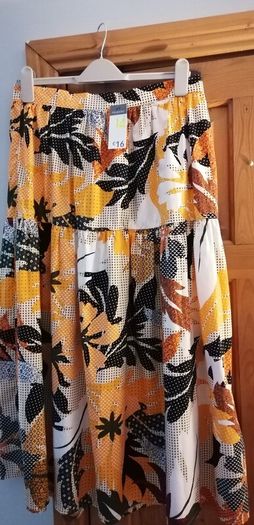 skirt size 14 new