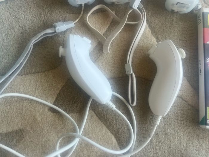 Nintendo Wii Mega Bundle - 4 Controllers, Balance Board, 5 Games (All Boxed, Mint Condition)