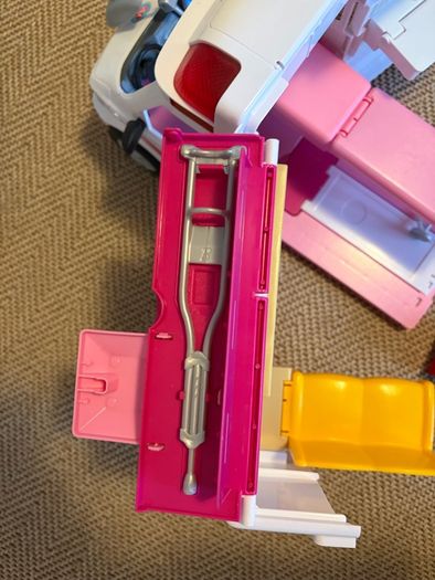Barbie ambulance