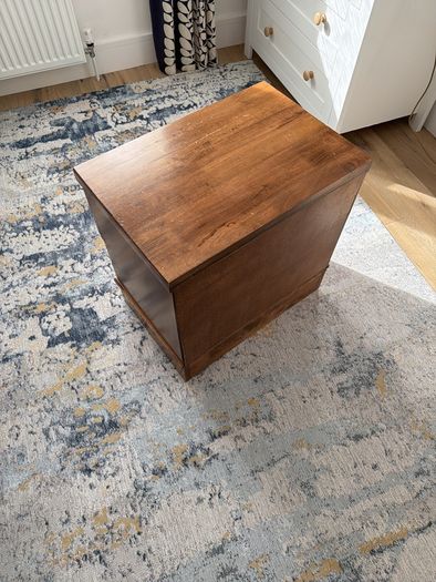Bedside table