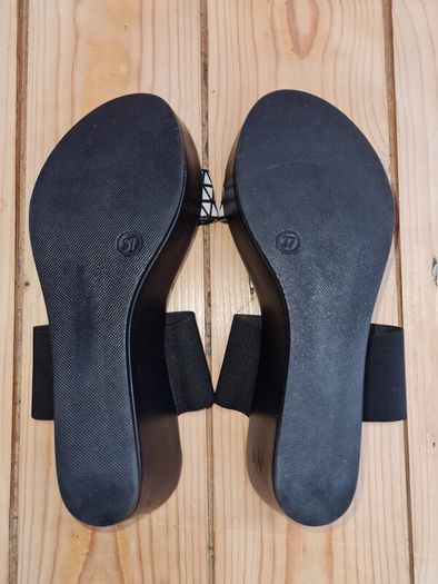 Summer Sandals - size UK 3 / EU 37