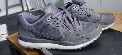 nike trainers