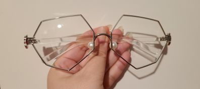 Funky Shaped Frame Glasses