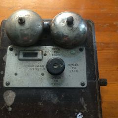 vintage bell box (telephone)