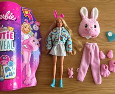 Barbie Cutie Reveal Fashion Doll l