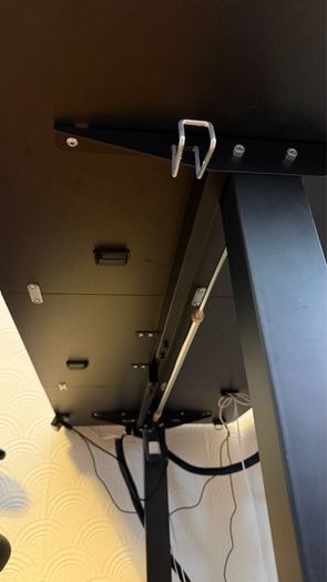 ERGOMAKER Electric Height Adjustable Standing Desk