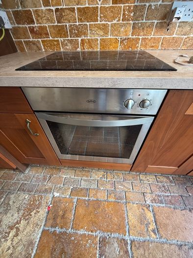 Kitchen with appliances, already disassembled, Delivery available