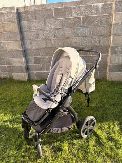 Leather 2 set pram