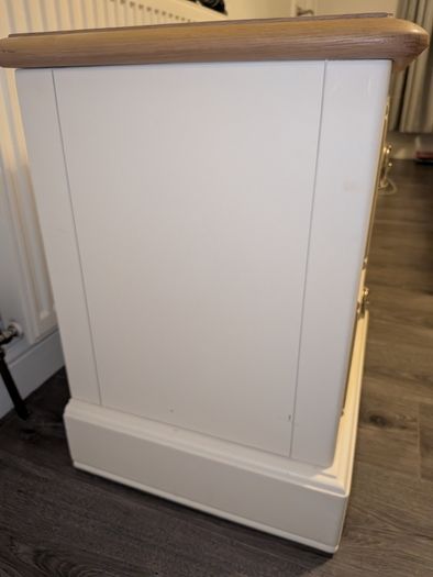 Pair of Lockers from Des Kelly Like New