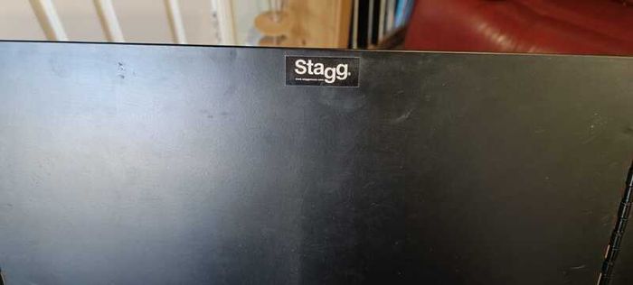 Music stand