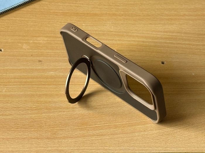 iPhone 16 Pro case brown Magsafe kickstand