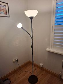 floor lamp