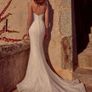 Wedding dress Image 2