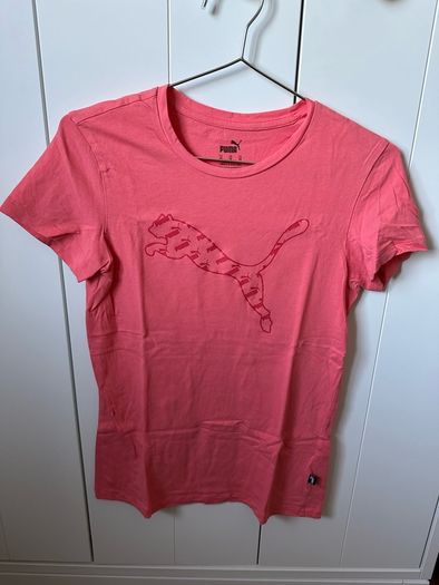 Puma women ladies t-shirt, mint condition