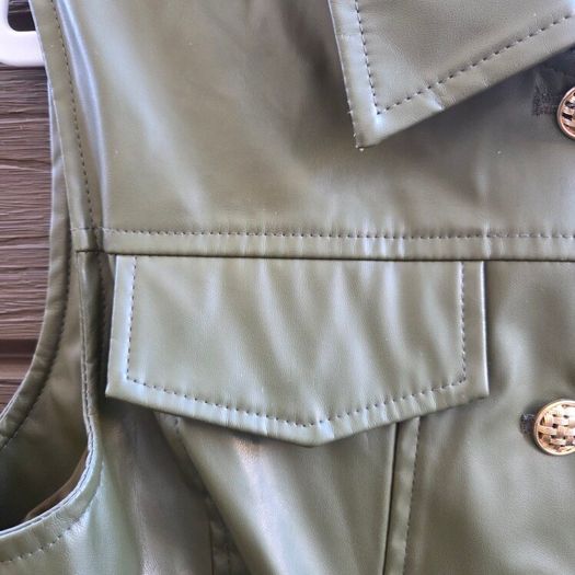 Green Faux leather set, size 10