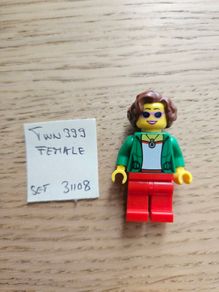 lego twn399 female, set 31108