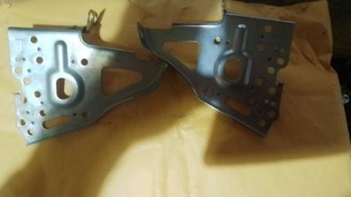 Toyota Corolla Verso 04-09 Genuine Radio Stereo Mounting Brackets