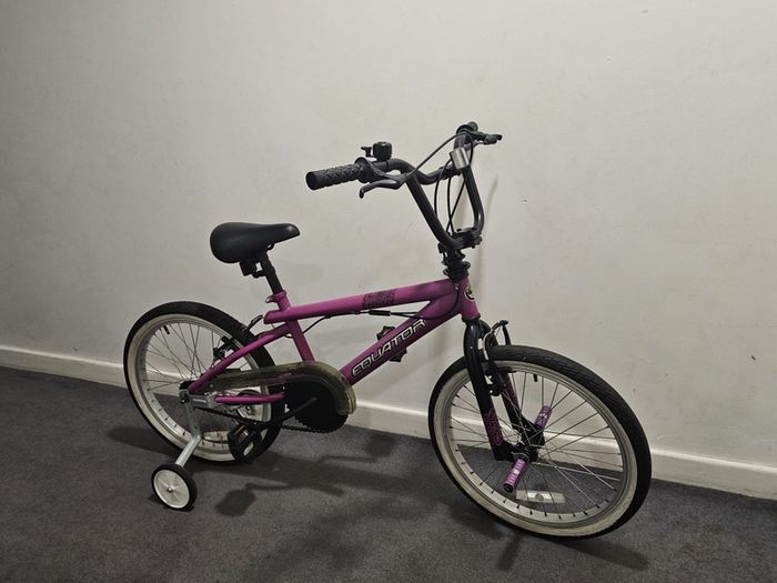 Girls bike 20inch Bmx Stabilisers
