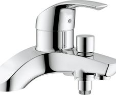Grohe bath / shower mixer comes with 2m hose, shower head and wall mount