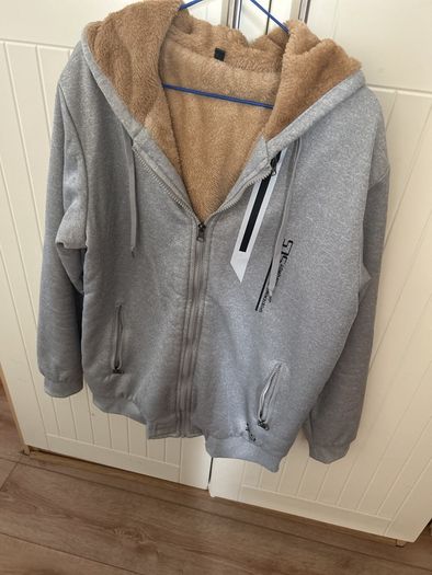 Men's sweatshirt