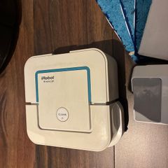 iRobot Braava Jet 240 Mopping Robot & Replacement Pads