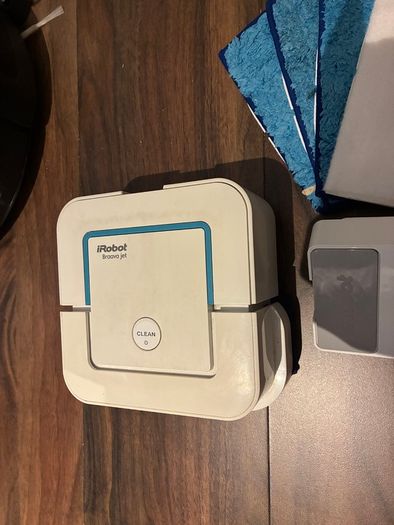 iRobot Braava Jet 240 Mopping Robot & Replacement Pads