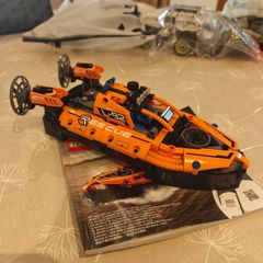 LEGO Technic: Rescue Hovercraft (42120)
