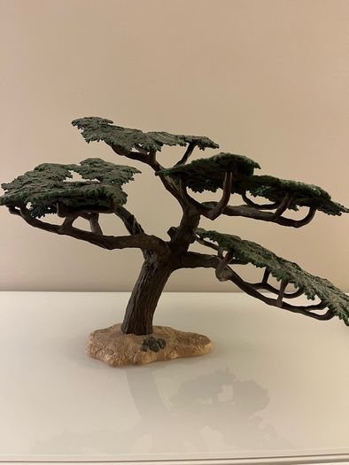 Retired Scheich Tree