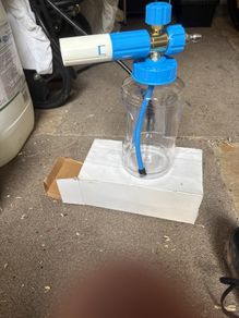 Foam sprayer