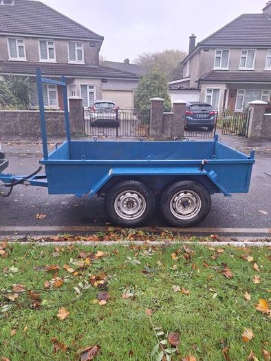 factory made 8'2ft x 4'3ft trailer